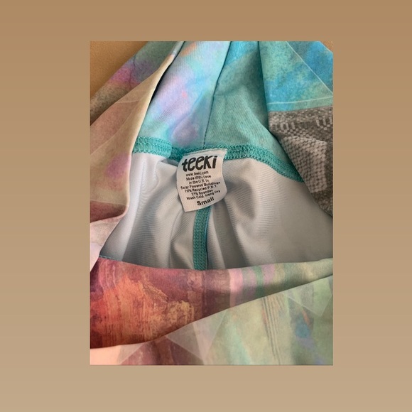 Teeki womens yoga pants pastel southwestern pattern NWT size S - Picture 5 of 6